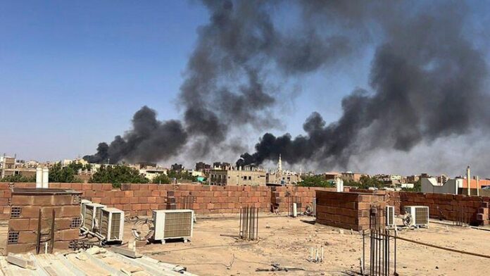 Fighting enters third week in Sudan despite new truce